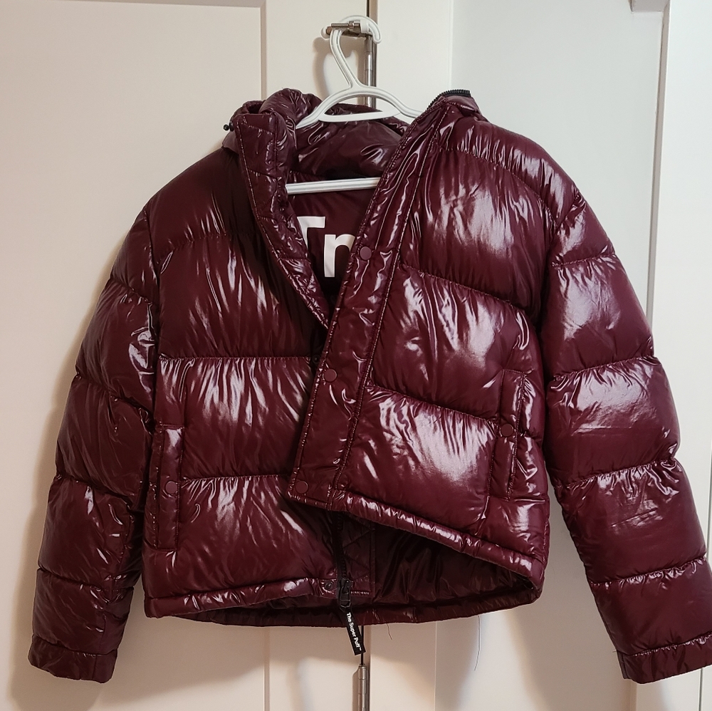 TNA Super Puff Shorty Bordeaux